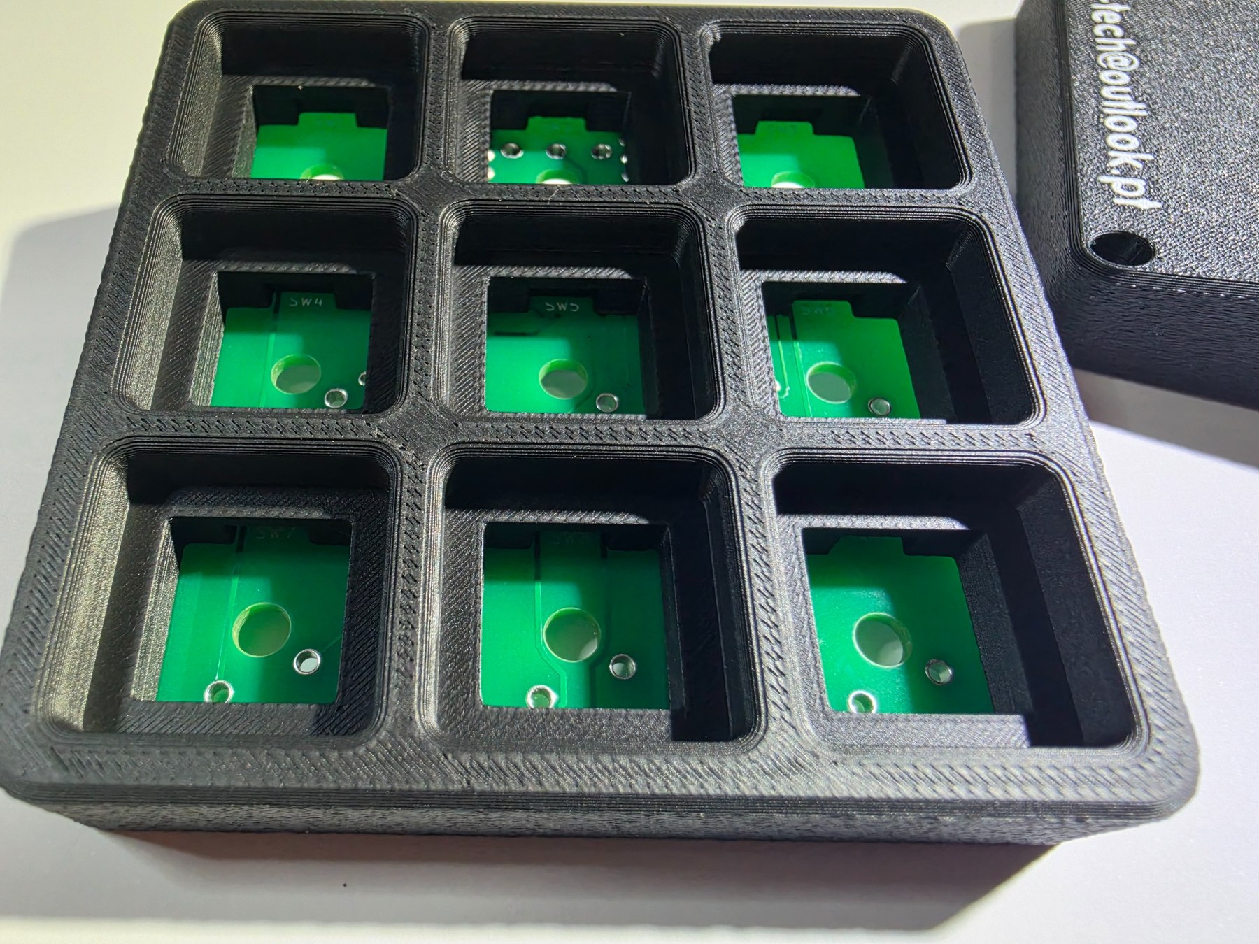 ALIN-TECH MACROPAD — foto real 16